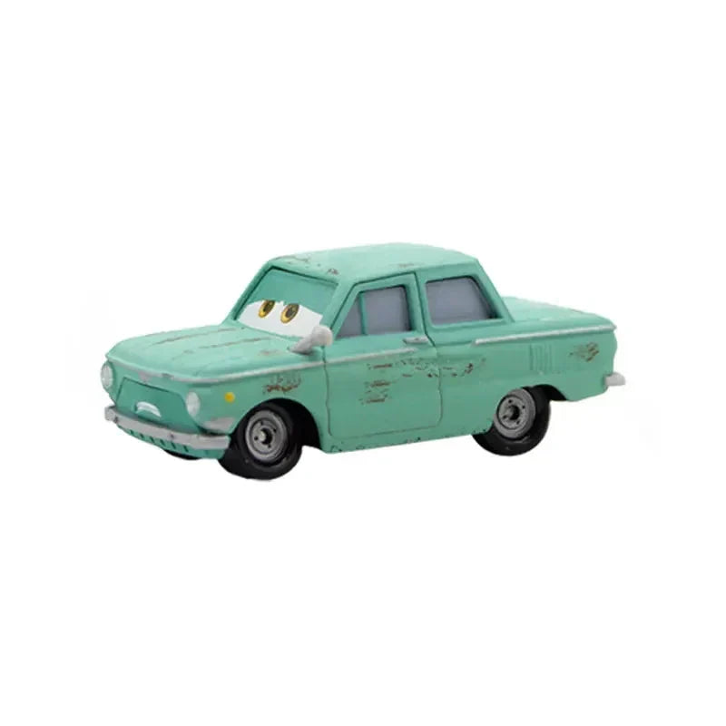 Voiture Cars 2 "Méchant" Membre des Lemons - Petrov Trunkov
